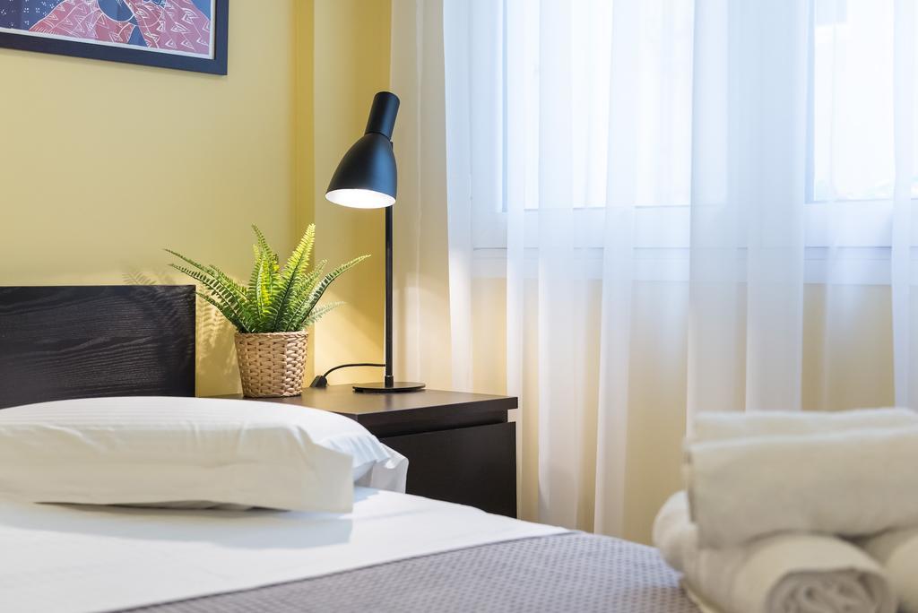 Acropolis Cozy Studio By Livin Urbban Athena Bagian luar foto